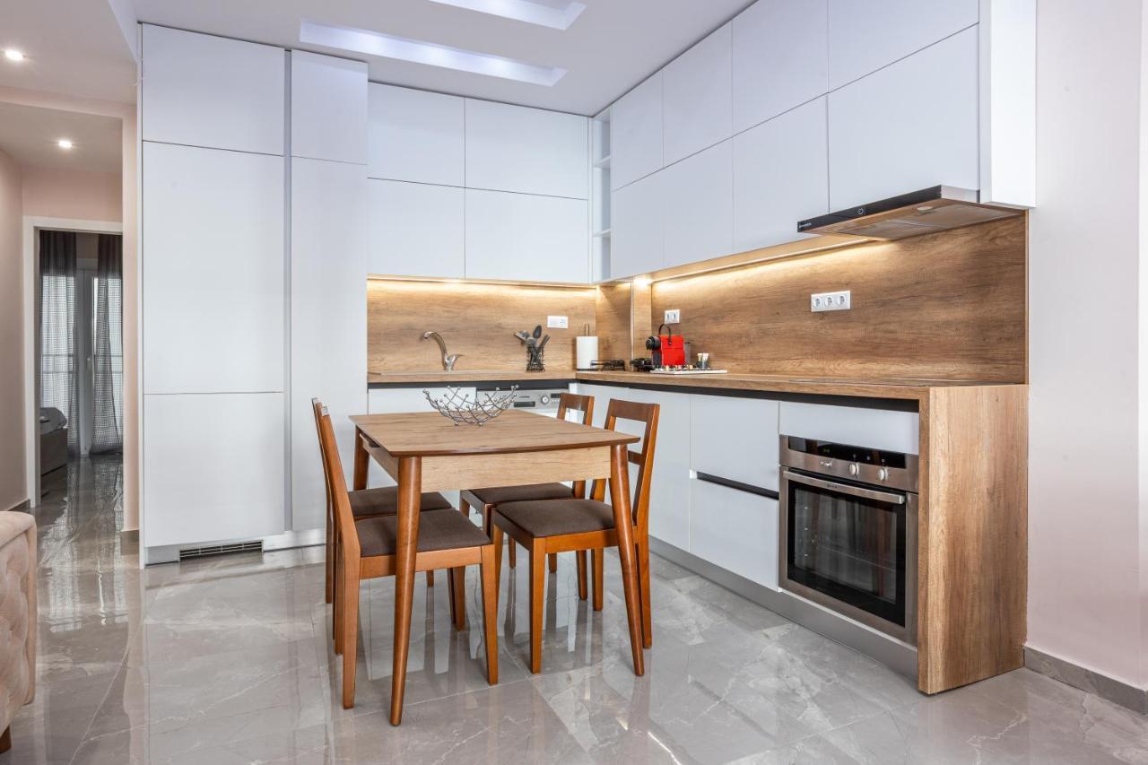 Luxury Downtown Apartment E1 Thessaloniki Exterior photo